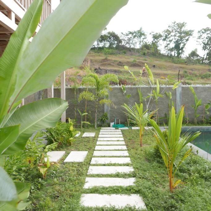 Silir Villa "Your Cozy Home" Mataram Exterior foto